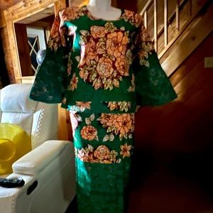 African print chest 49” leagth top24” Skirt Hips 46” leagth 38” Waist 38